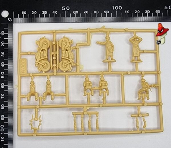 HaT 8127 WWII German Motorcycles 1/72 Model Soldiers 1 X Sprue Unboxed - Image 2