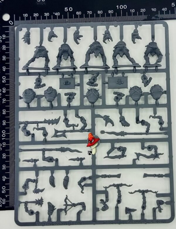 Snake-Men Ghost Archipelago 1/56 28mm scale minatures 1 x plastic sprue unboxed - Image 2