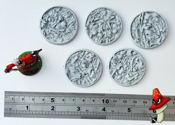 40mm x 5 Skulls & Bones Recessed Round Resin base, bone piles ,chaos undead 40k - Image 2