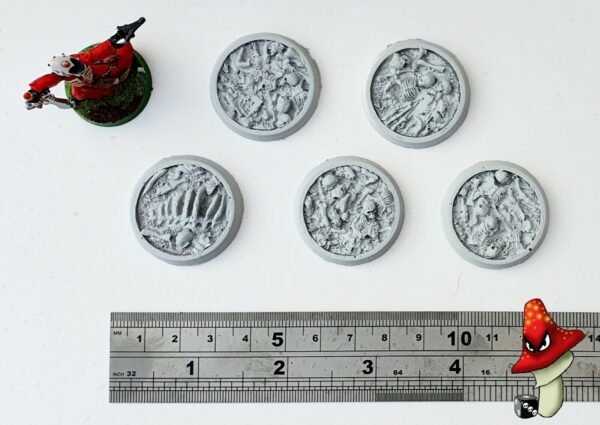 32mm x 5 Skulls & Bones Recessed Round Resin bases bone piles chaos undead 40k - Image 2