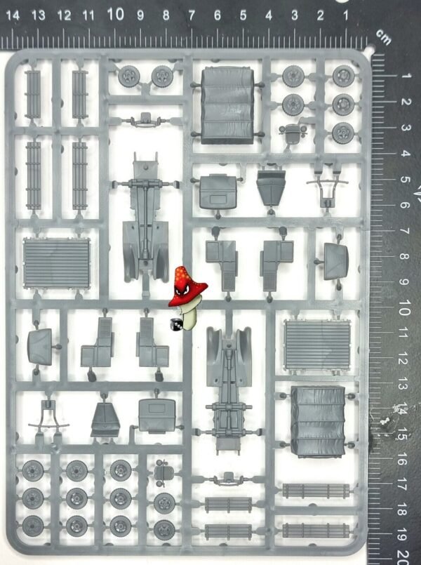 15mm Russian Gaz Trucks  WWII 1 x  Sprue Unboxed Plastic Soldier Company - Image 2