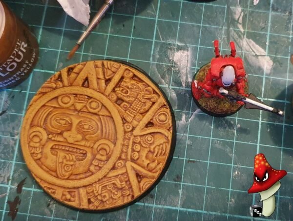 1 x  65 mm Aztec Round Resin Base Rock Stone Warhammer 40k Sigmar Lizardmen AOS - Image 7