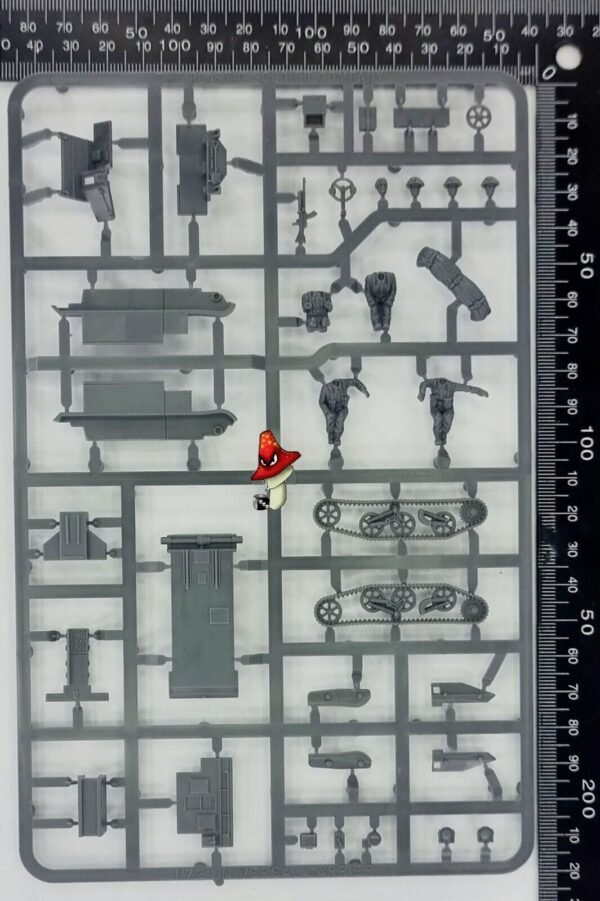 1/72 WW2 British Universal Carrier Plastic Soldier Company 1 x plastic sprue - Image 3