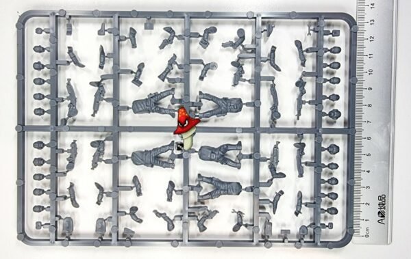 North Star Miniatures Stargrave Crew 1 x Sprue 5 x figures 28mm 1/56 scale - Image 10