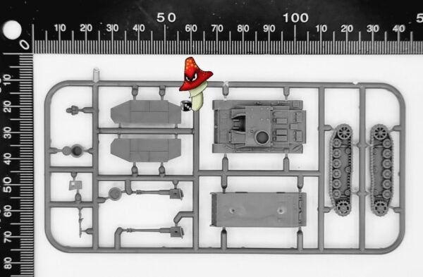 Victrix German StuG III 12mm 1:144 scale WWII 1 x plastic sprue loose VG12003 - Image 2