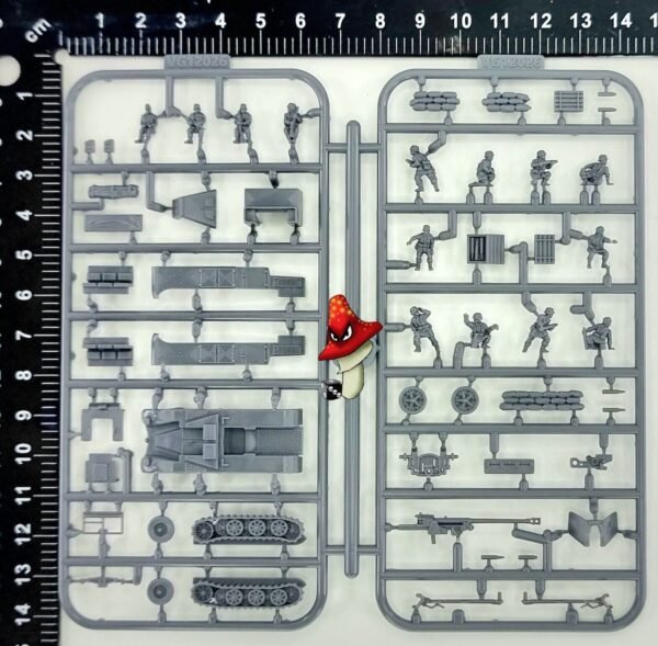 Victrix German Pak 40 + Sd.Kfz.11  12mm 1:144 scale WWII 1 x sprue Set Loose - Image 2