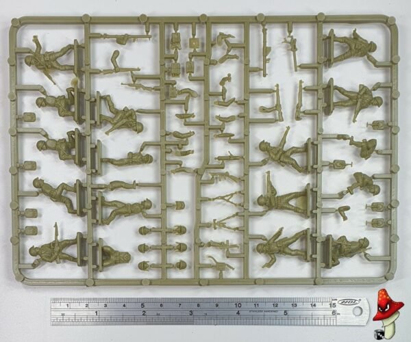 Valiant Miniatures 1/72 WWII American GIs 1942/44 VM003 1 x sprue 17 figures - Image 4