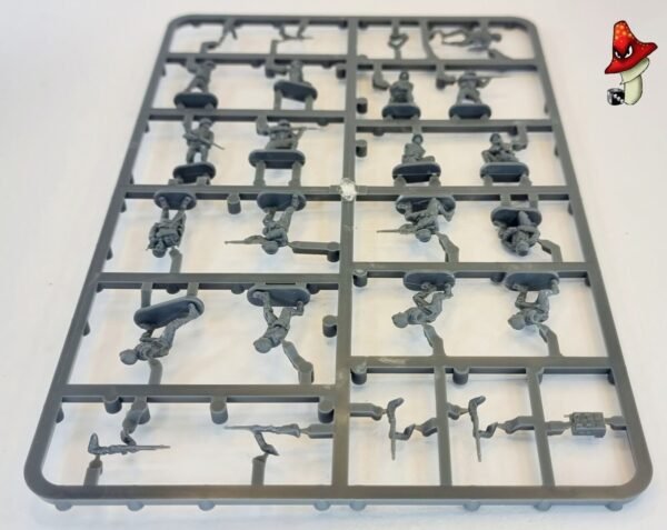 1/72 WW2 American Infantry 1944-45  Plastic Soldier Company  1 x sprue unboxed - Image 10