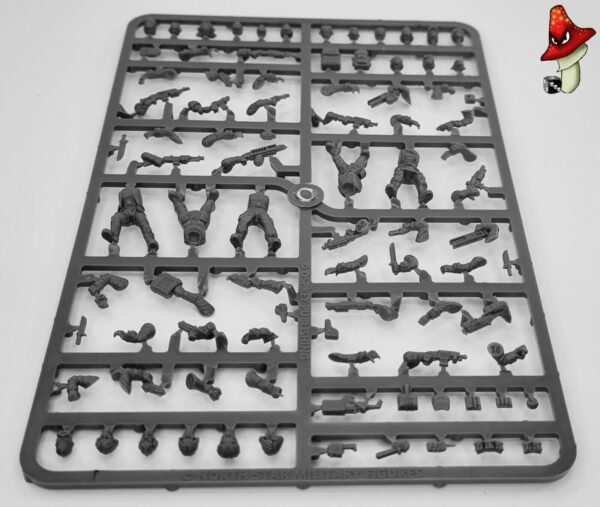 Stargrave female Crew II North Star Miniatures 1 x sprue 5 x figures 28mm 1/56 - Image 8