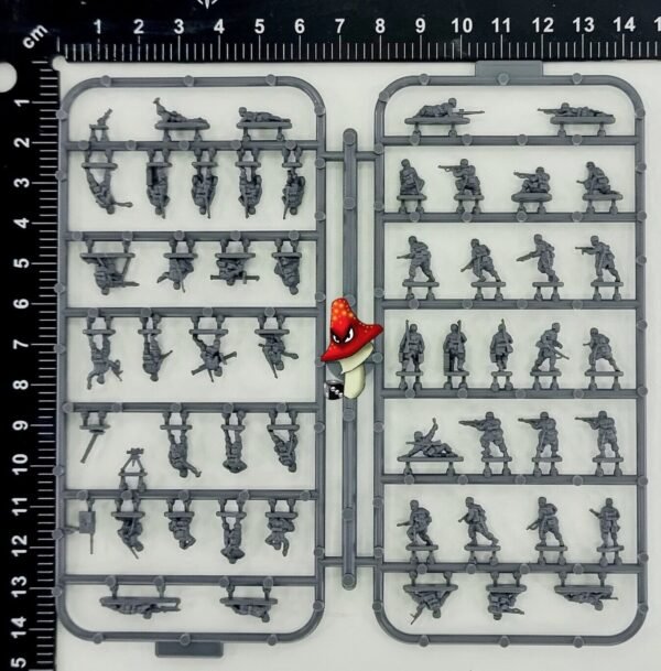 Victrix German Fallschirmjaeger 12mm 1:144 scale WWII 2 x sprues loose VG12020 - Image 2