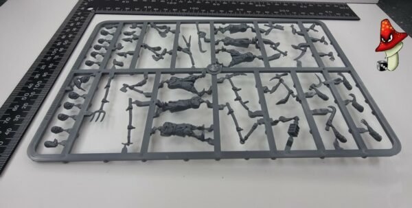 Living Dead Peasants Fireforge Games Forgotten World 1/56 28mm  1 x Sprue  DnD - Image 7