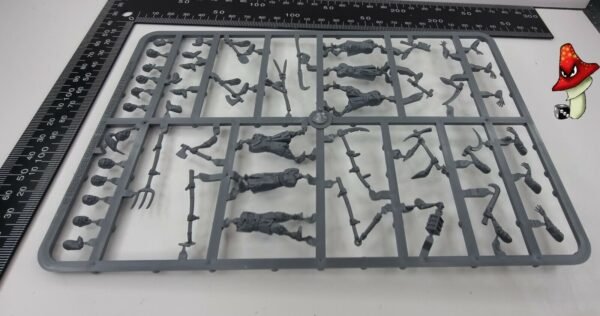 Living Dead Peasants Fireforge Games Forgotten World 1/56 28mm  1 x Sprue  DnD - Image 8