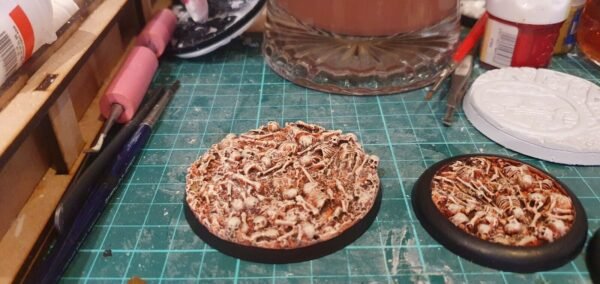 60mm  x 1 Skulls & Bones Round Resin base,  bone piles , chaos undead  40k - Image 12